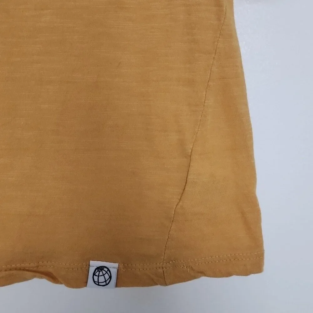 Free Planet Tshirt And Joggers size 2T